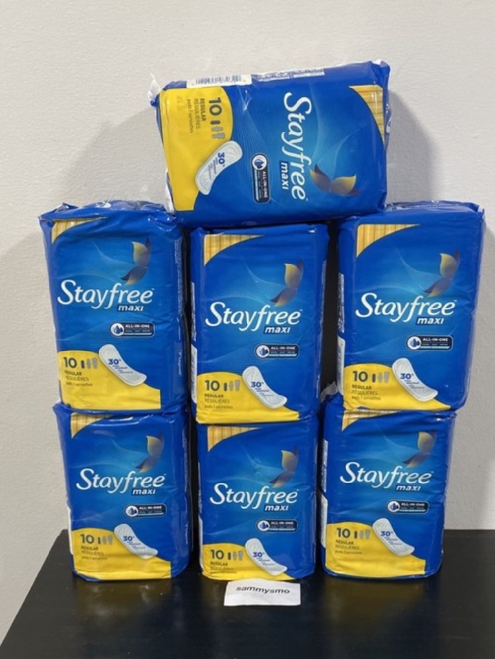 Stayfree Maxi Regular Pads For Women Wingless 10 Pads x7 = 70 total